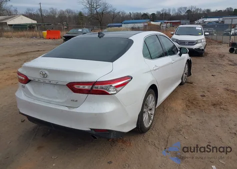 2019 Toyota Camry Xle z USA, uszkodzony, nr VIN 4T1B11HK6KU783625